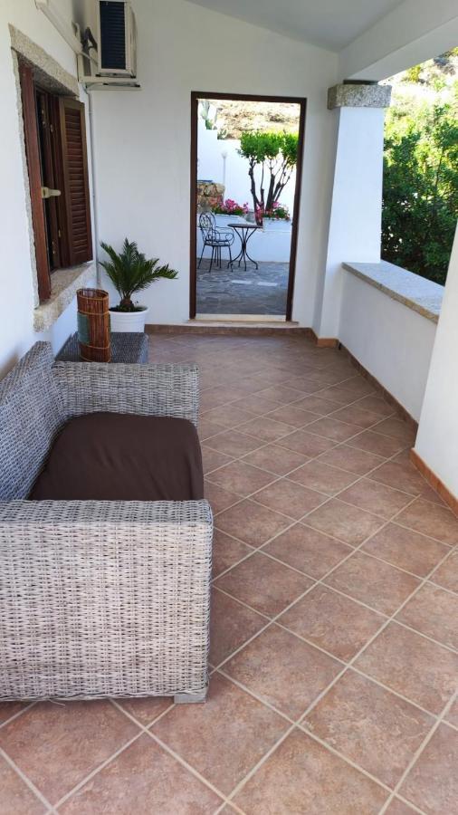 Casa L'Ulivariu Affittacamere San Teodoro  Extérieur photo