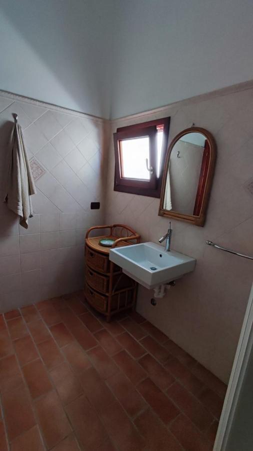 Casa L'Ulivariu Affittacamere San Teodoro  Extérieur photo