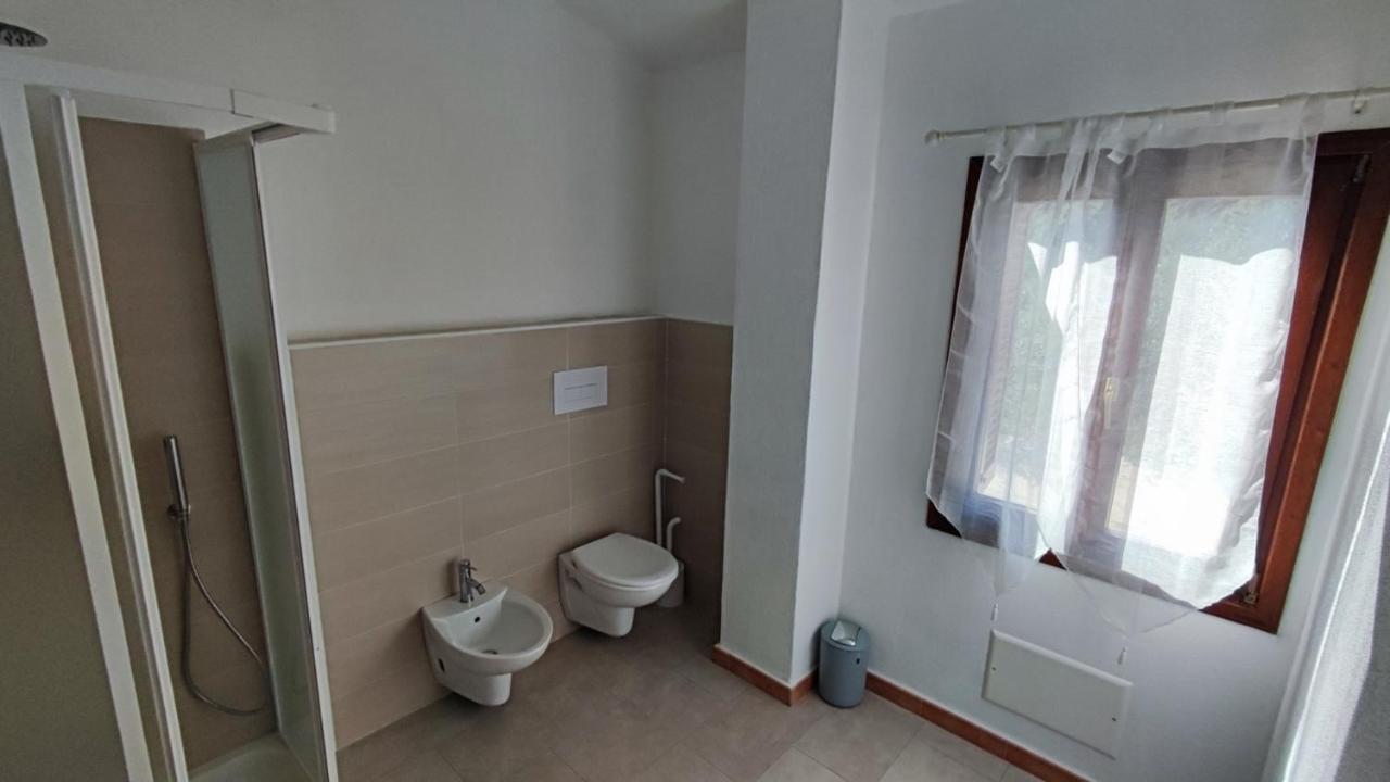 Casa L'Ulivariu Affittacamere San Teodoro  Extérieur photo